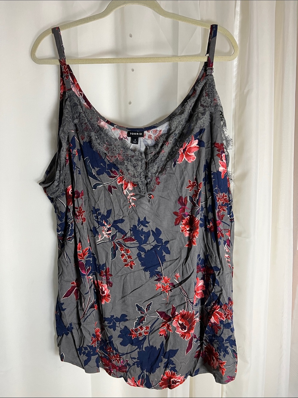 torrid Gray Floral Lace-Trim Camisole with Navy and Red Flowers
